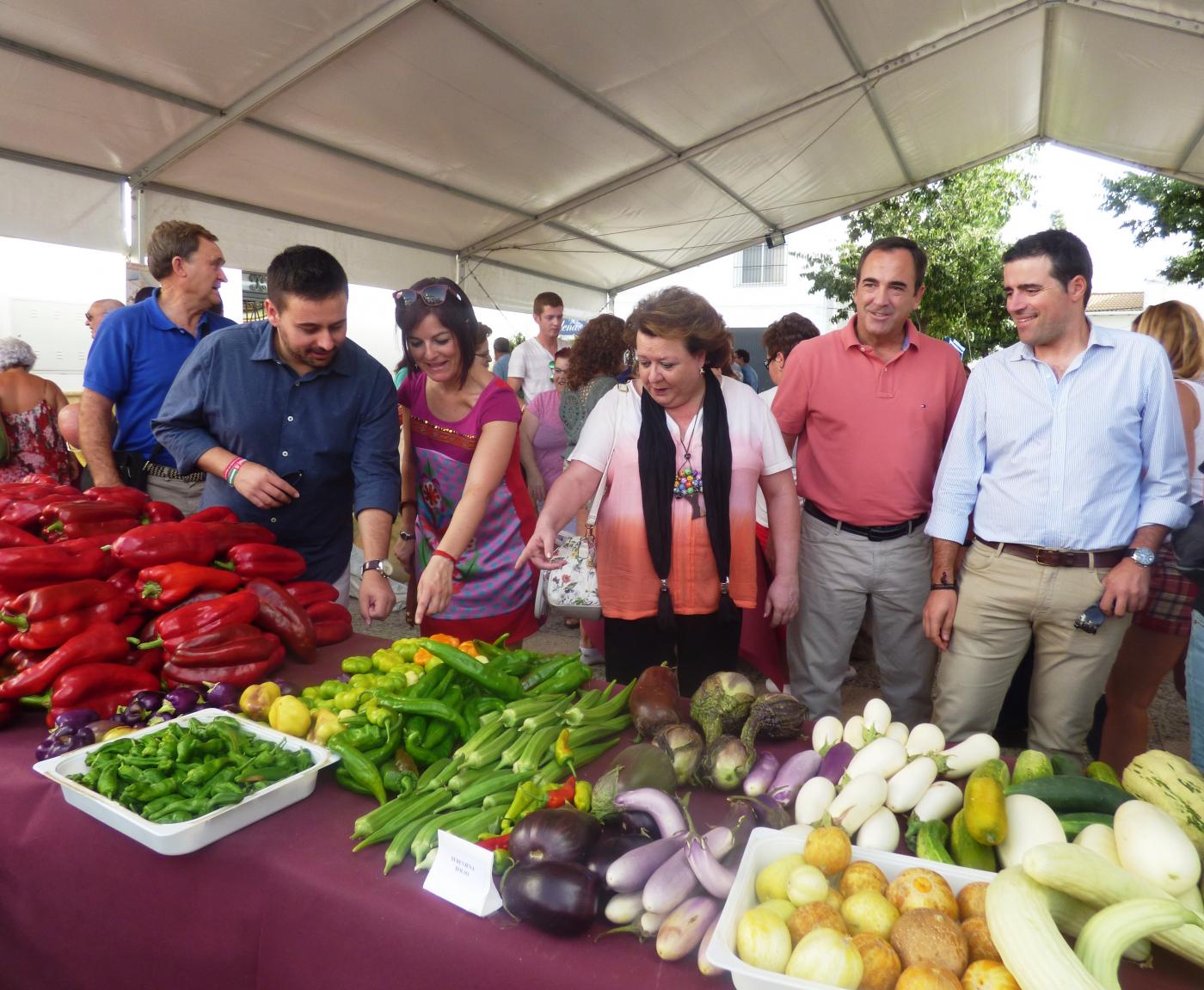 Visita a la muestra.  EM