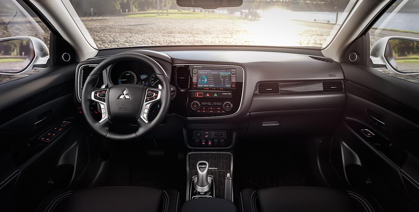 Outlander PHEV Kaiteki. Efe