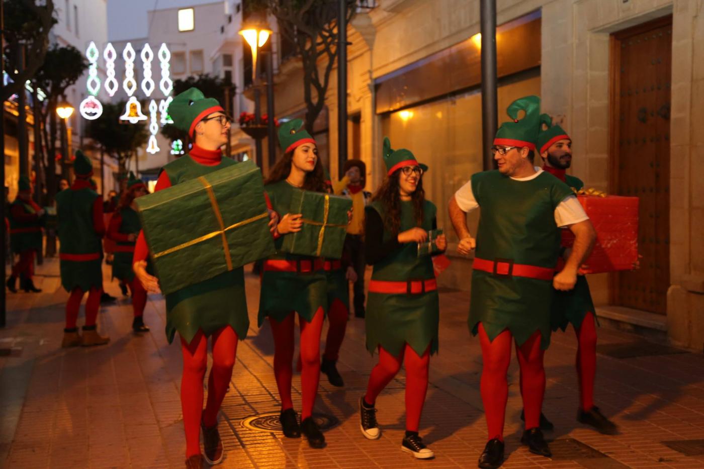 Pasacalles navideño. Viva Rota