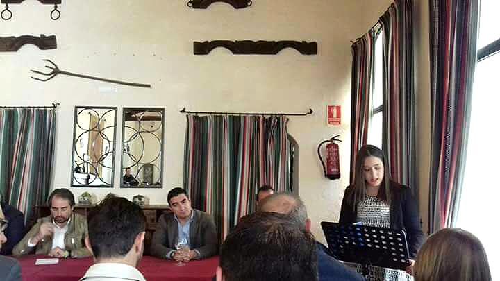 La presidenta en el acto.  PP