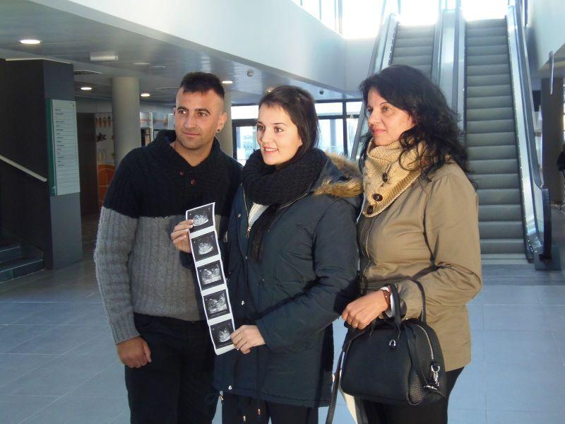 Primera paciente del nuevo centro tras salir de una ecografía SEMANAL