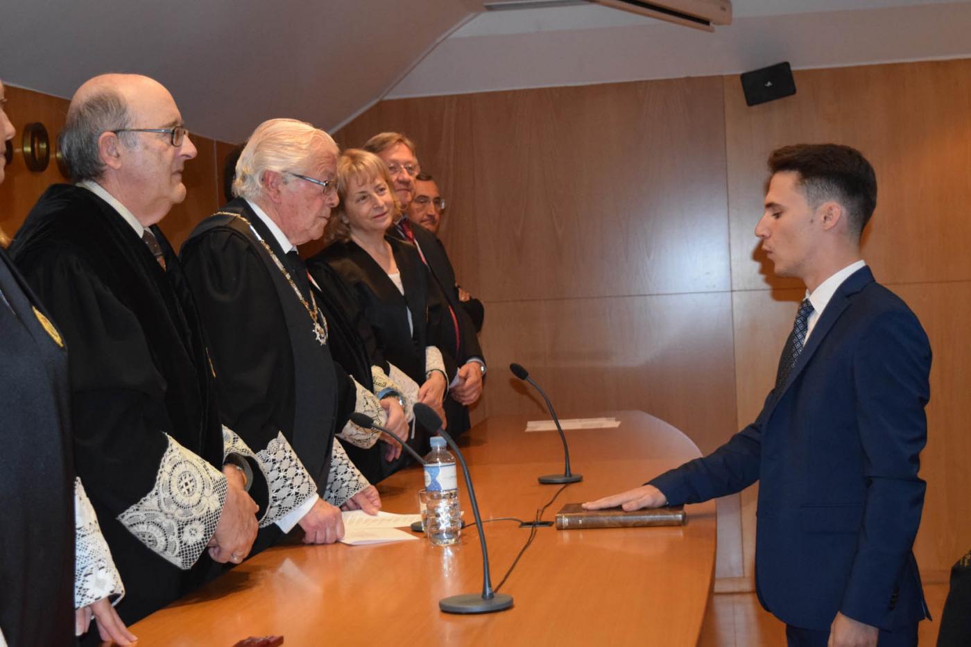 Jura abogados vh