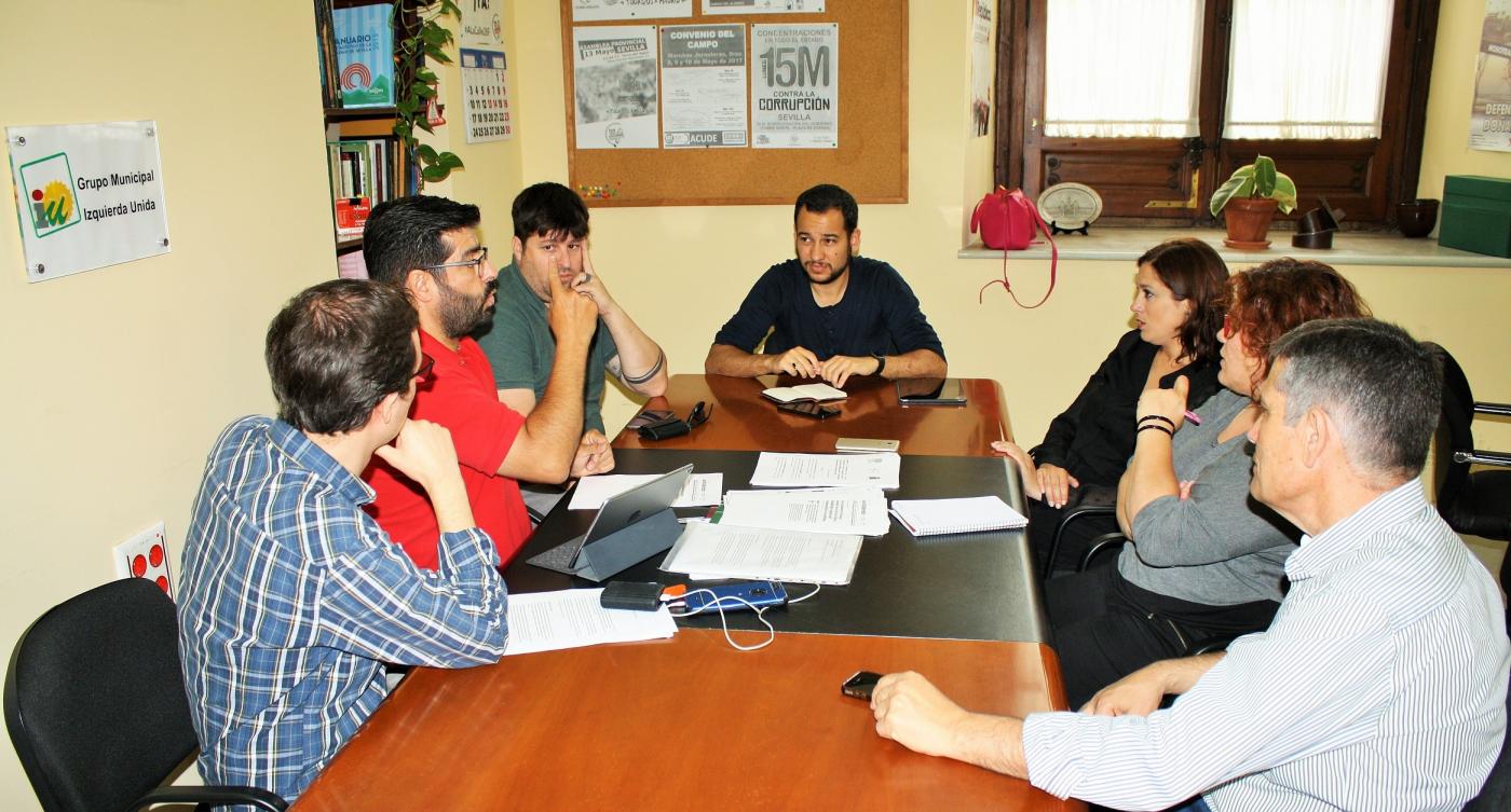 Reunión con el colectivo IU