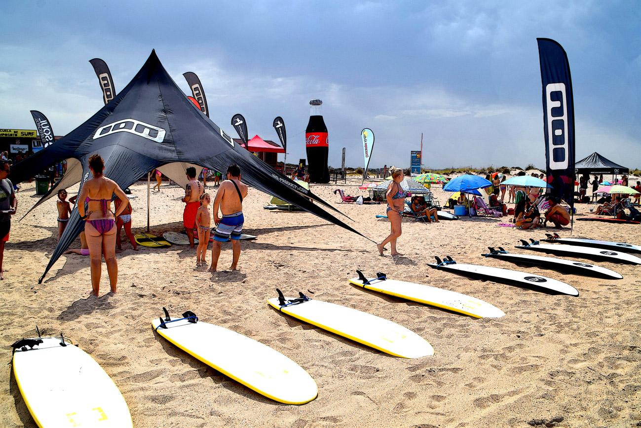 Día internacional de surf. 