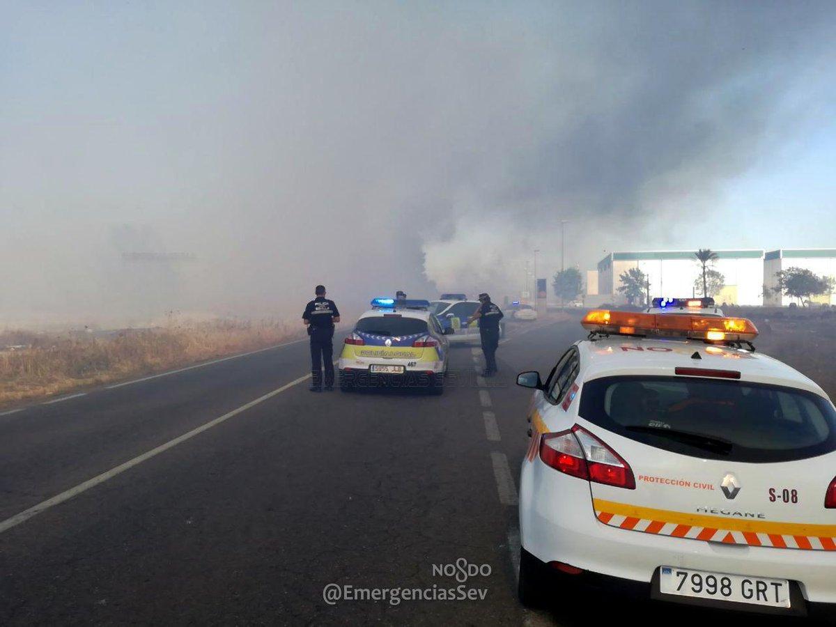 Corte de la carretera @EmergenciasSev