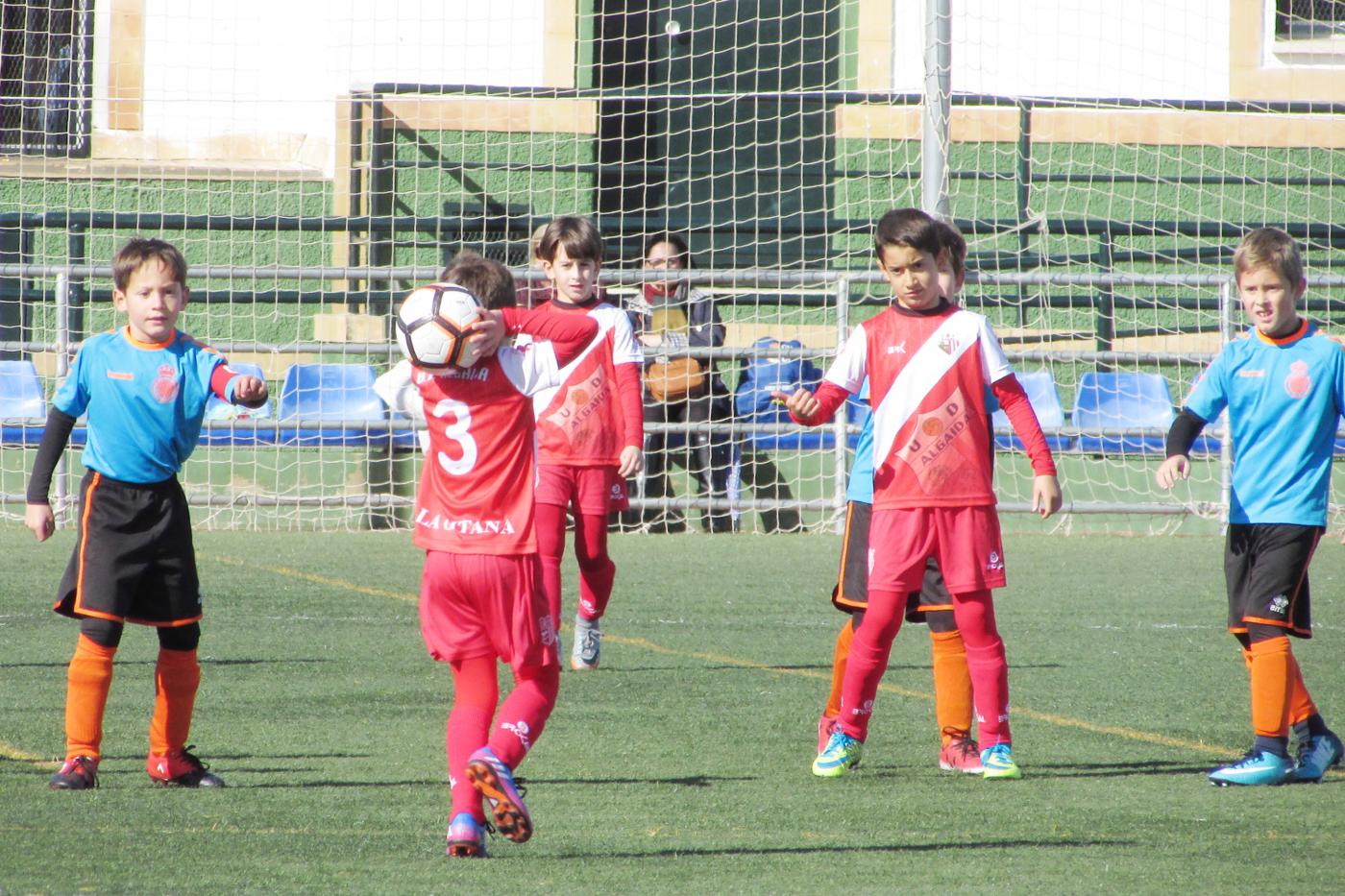 El equipo sanluqueño saca de banda Raúl J. Bustillos