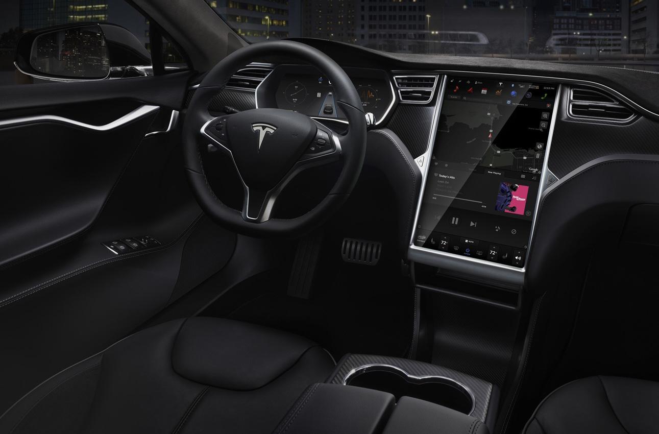 Tesla Model S 100D. 