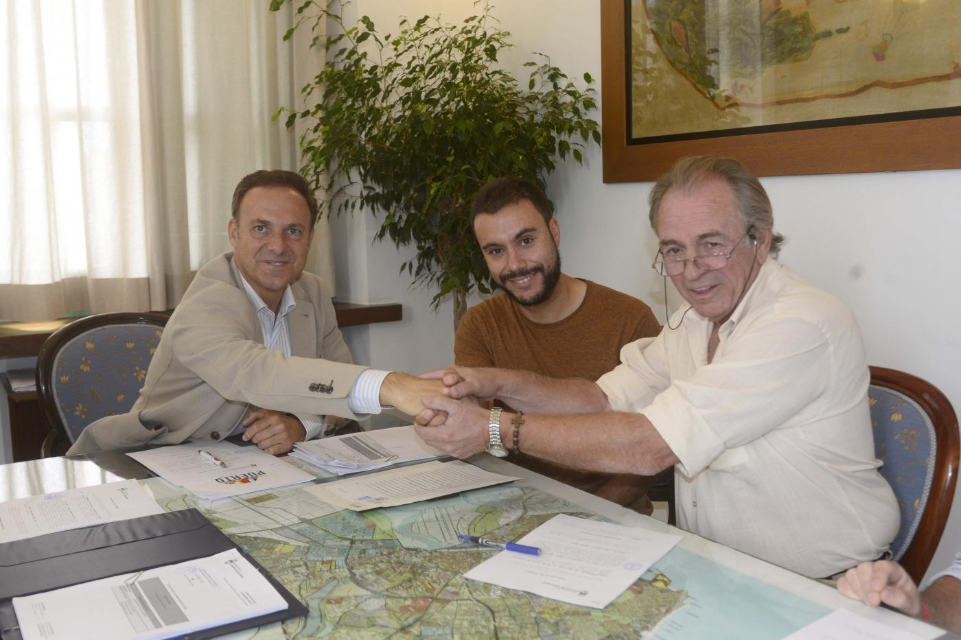Contrato de socorrismo y ambulancia. Andalucía Información