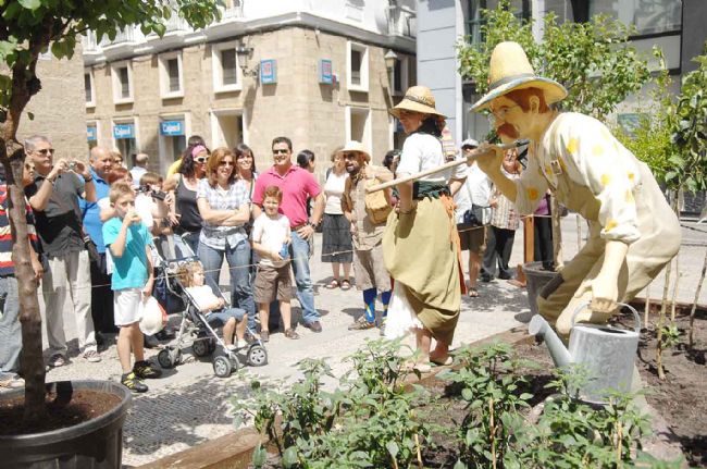 La huerta de San Agustín cuenta con un singular personaje. Eloy Coss
