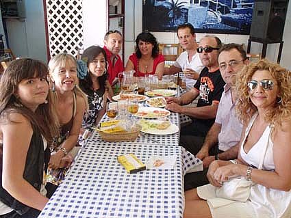La Feria también es una excusa para poder comer y beber 