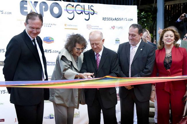 Acto inaugural en el Palacio de Congresos y Exposiciones Rohu
