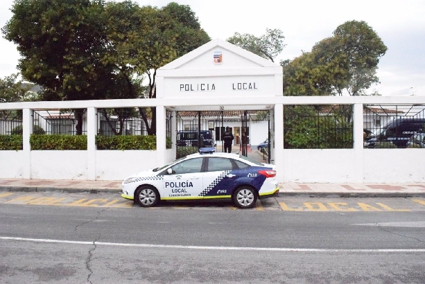 Detienen a un hombre por masturbarse frente a un parque infantil en Torremolinos