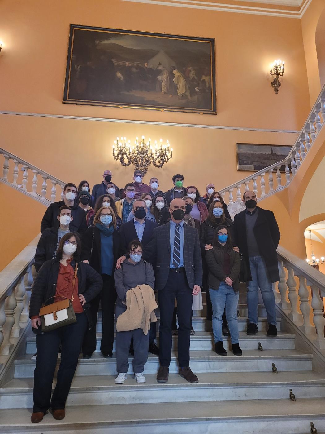 Foto de familia con las entidades participantes. Ayto